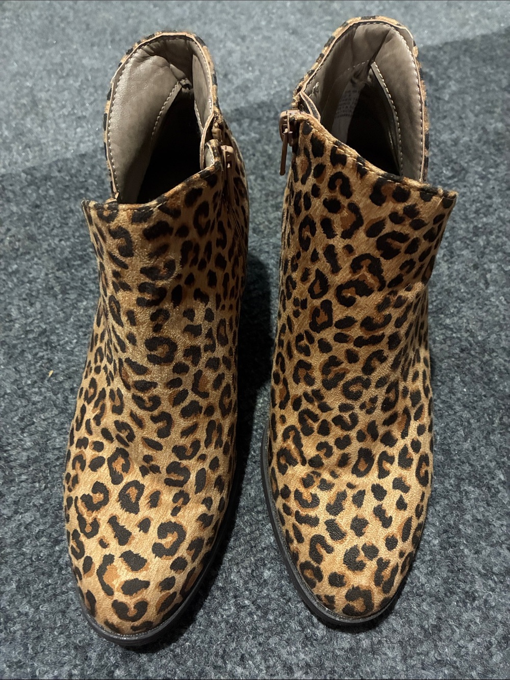 👠 Serra Leopard-Print Ankle Boots in Tan and Black